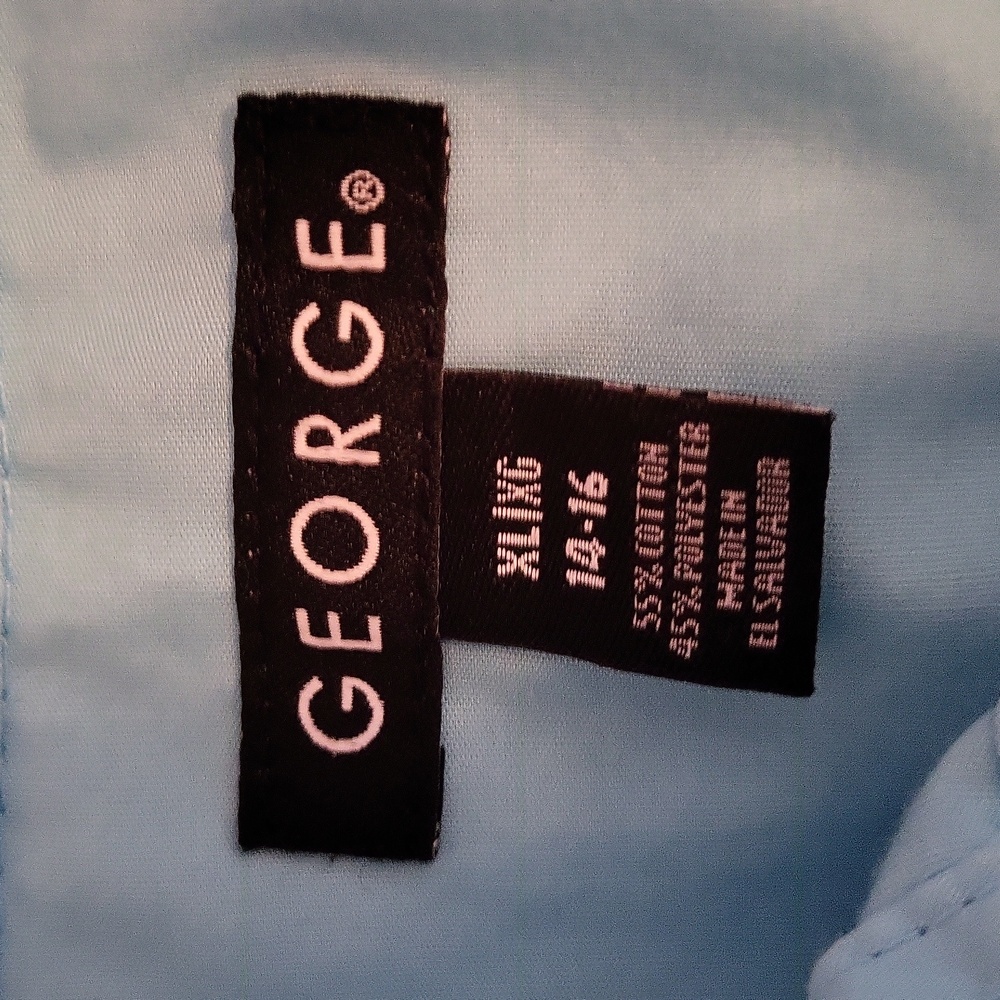 6 Misc. Boys Dress Shirts - Picture 8 of 13